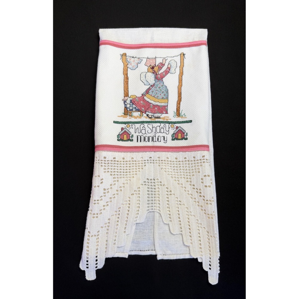 Vintage Washday Monday Cross Stitch Tea Towel Crochet Lace Trim White Pink 18x39